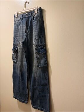 Fashion Nova Blue Washed Cargo Denim Pants size 5